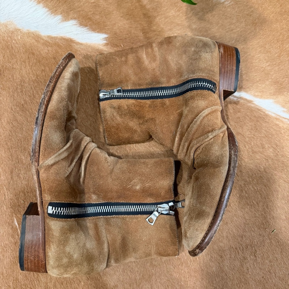 Amiri stack boot size 40